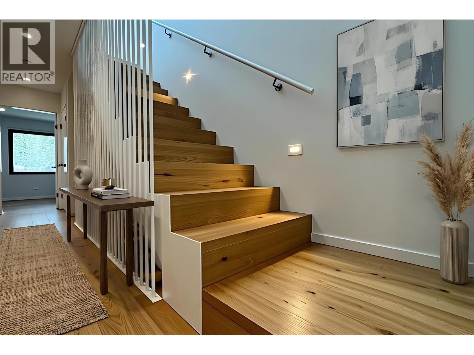 2180 E 13th Avenue, Vancouver, British Columbia  V5N 2C4 - Photo 11 - R3111496