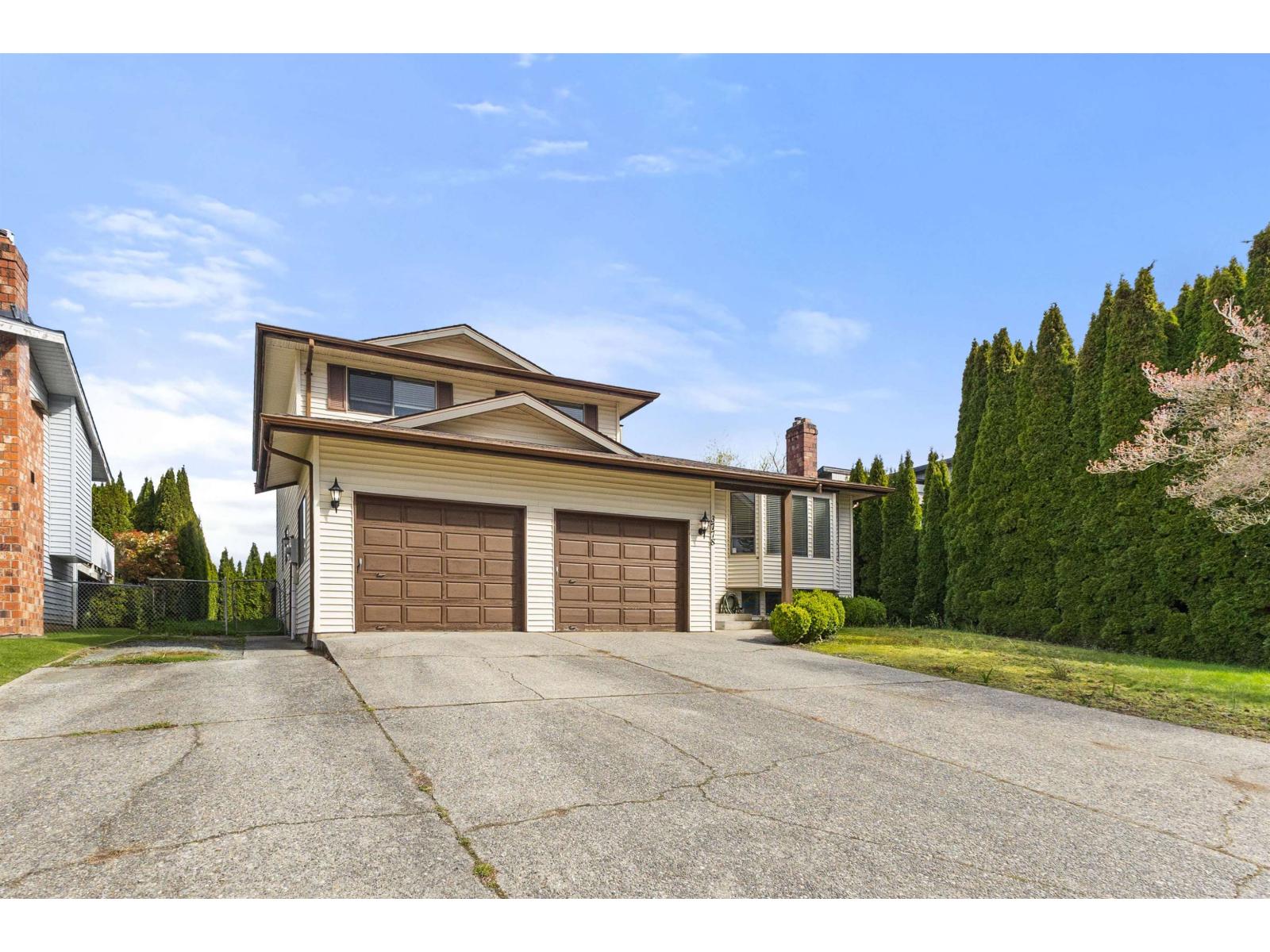 3778 Nanaimo Crescent, Abbotsford, British Columbia  V2T 4Z8 - Photo 2 - R3100139