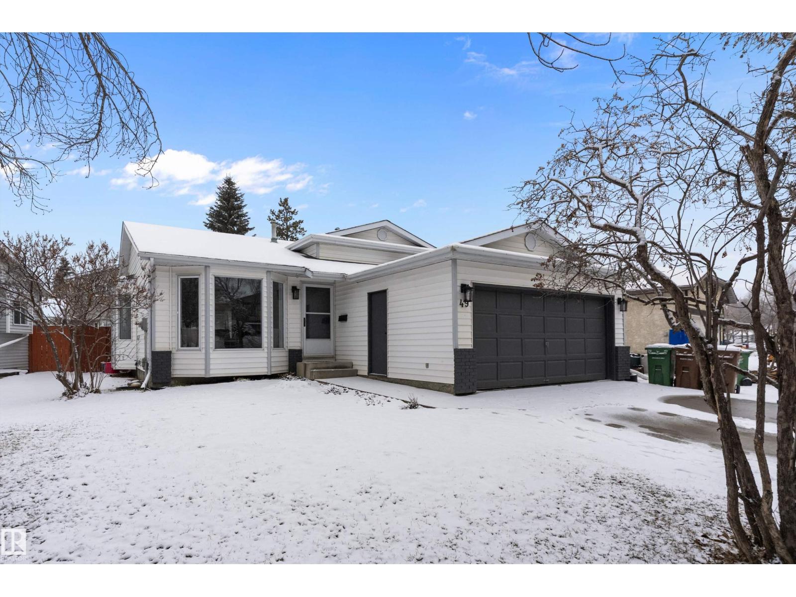 49 Deerbourne Dr, St. Albert, Alberta  T8N 4R2 - Photo 2 - E4482769