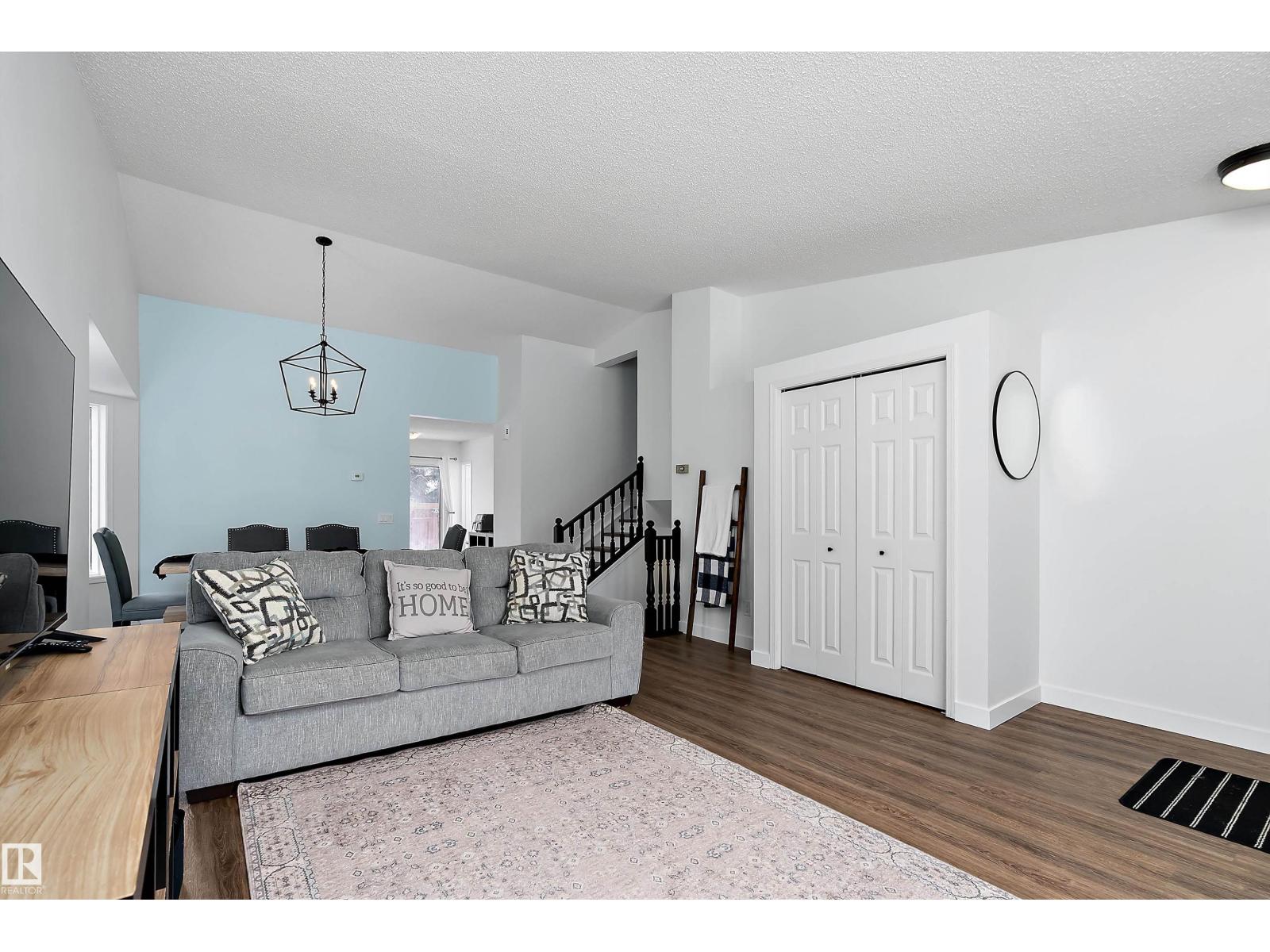 49 Deerbourne Dr, St. Albert, Alberta  T8N 4R2 - Photo 4 - E4482769