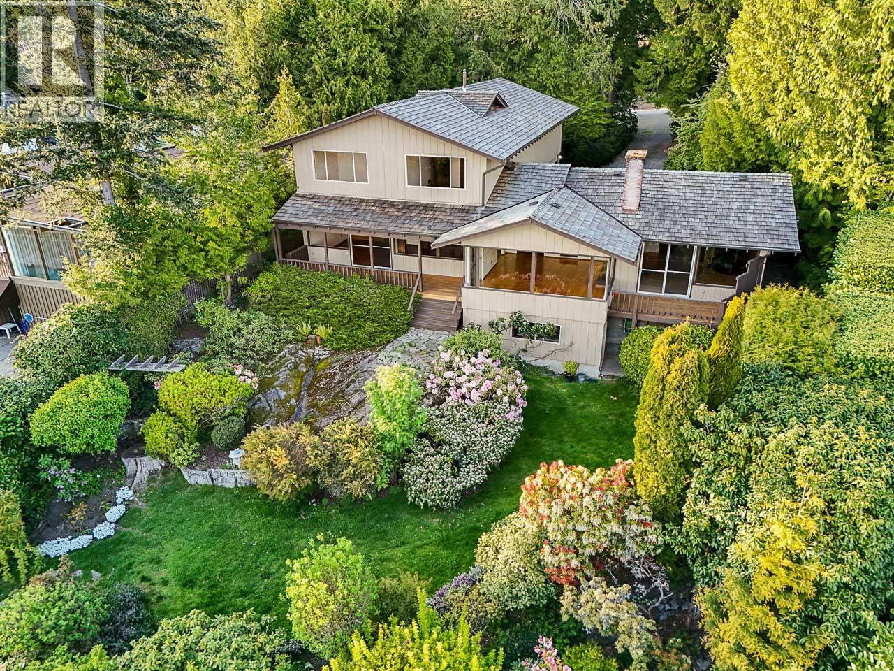 3898 Southridge Avenue, West Vancouver, British Columbia  V7V 3J1 - Photo 3 - R2997918