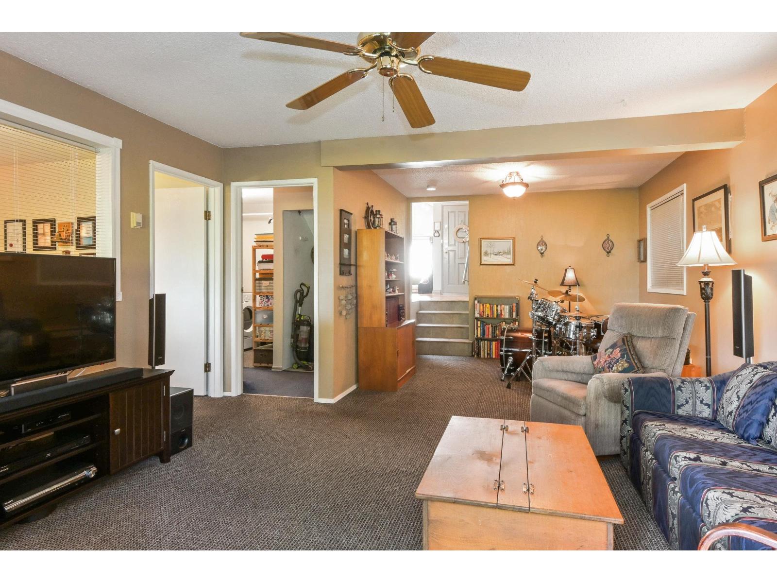 20123 49a Avenue, Langley, British Columbia  V3A 3S2 - Photo 13 - R3112356