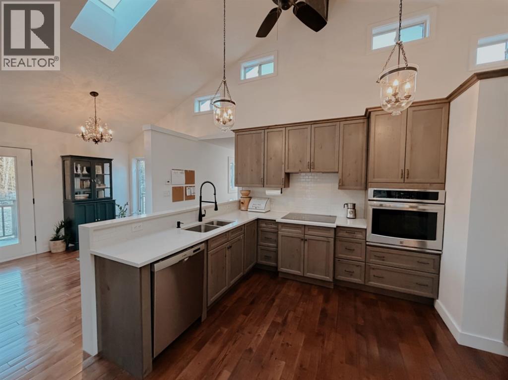 5441 Township Road 333, Rural Mountain View County, Alberta  T0M 1X0 - Photo 16 - A2302670