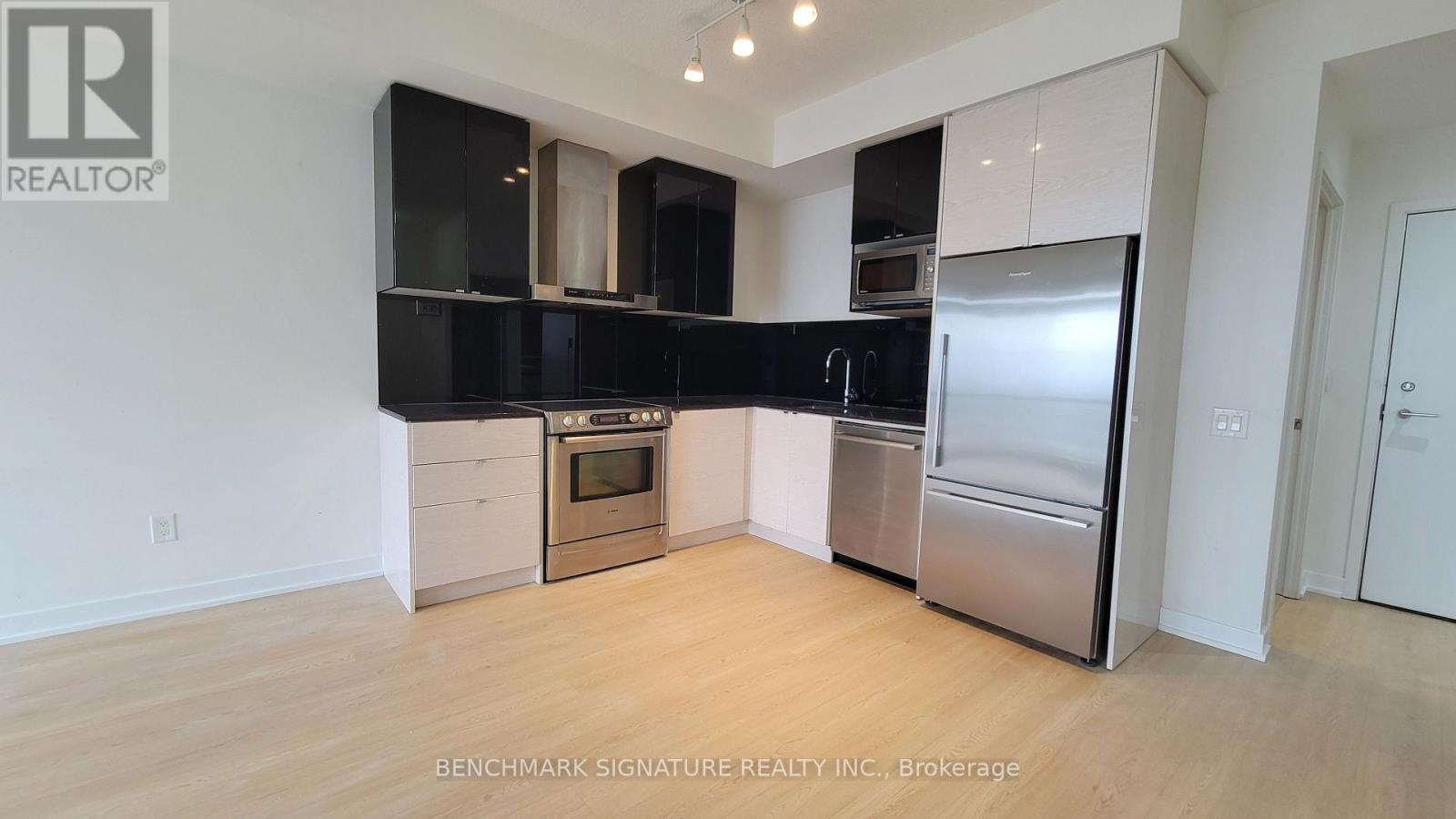 1103 - 121 Mcmahon Drive, Toronto, Ontario  M2K 0C1 - Photo 5 - C12804134