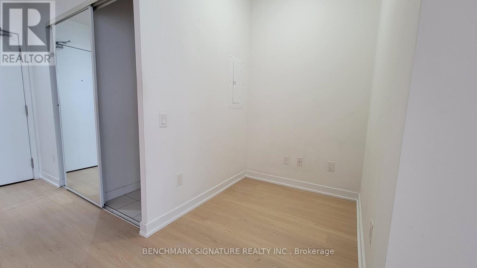 1103 - 121 Mcmahon Drive, Toronto, Ontario  M2K 0C1 - Photo 8 - C12804134