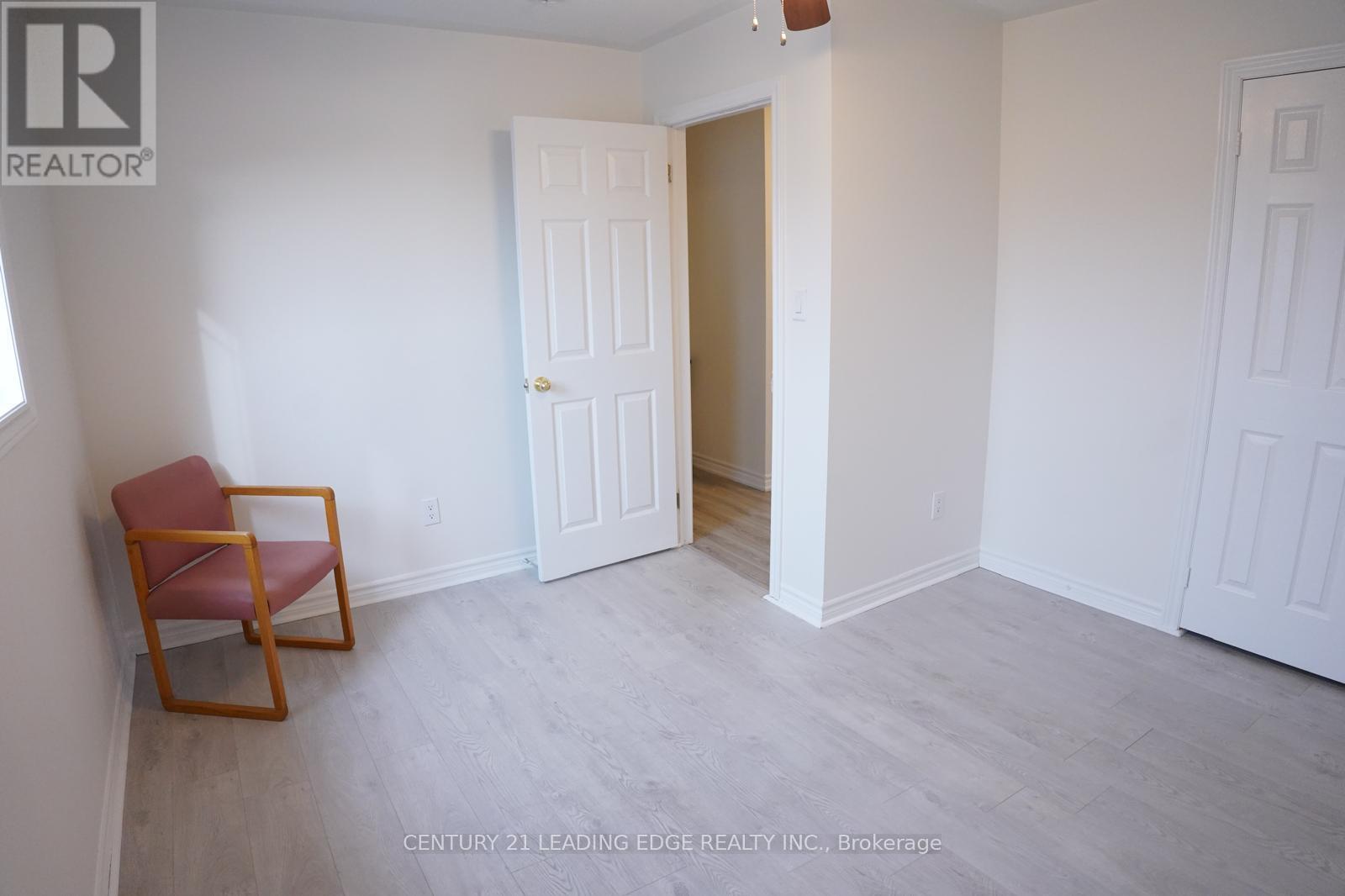 27 Mantz Crescent, Whitby, Ontario  L1R 0L3 - Photo 19 - E12936226