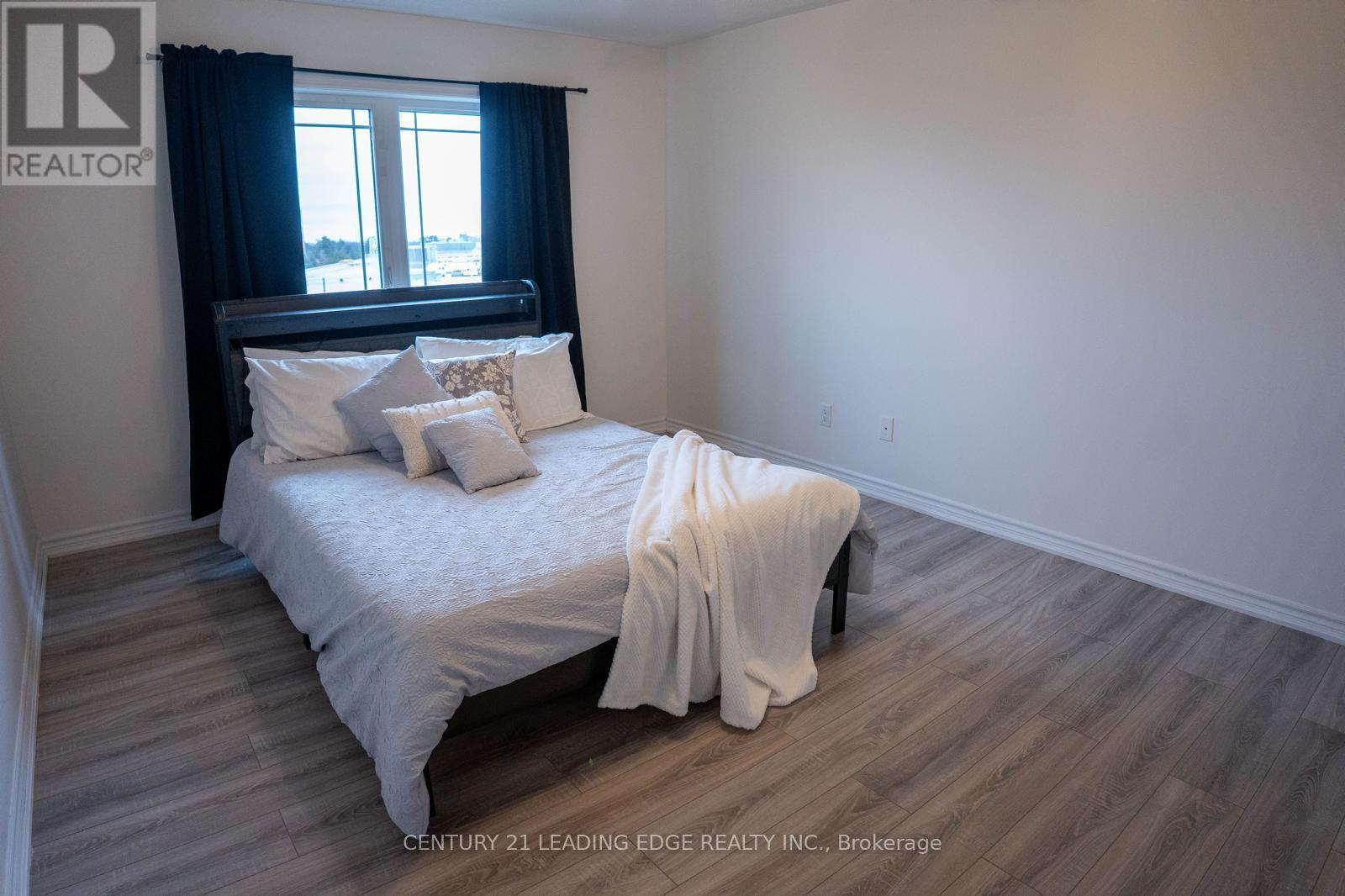 27 Mantz Crescent, Whitby, Ontario  L1R 0L3 - Photo 22 - E12936226