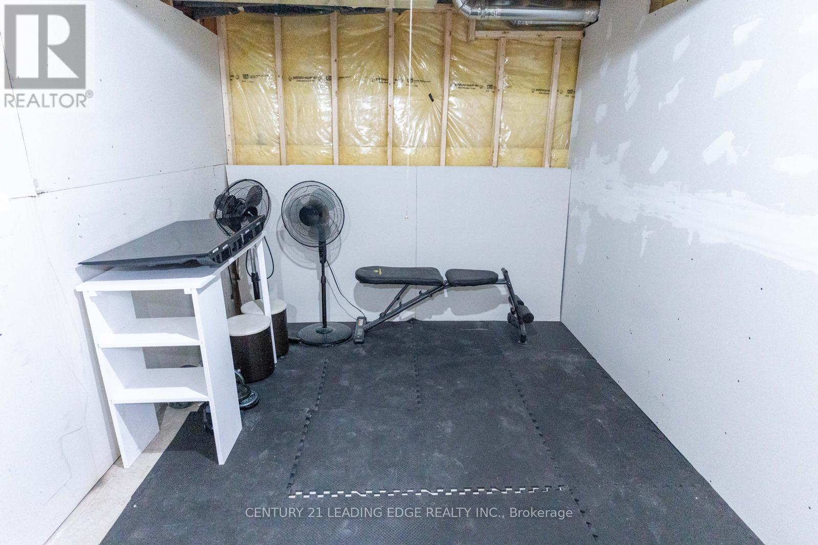 27 Mantz Crescent, Whitby, Ontario  L1R 0L3 - Photo 30 - E12936226