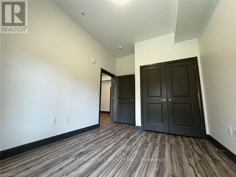 207 - 22645 Adelaide Road, Strathroy-Caradoc, Ontario  N0L 1W0 - Photo 5 - X13007160