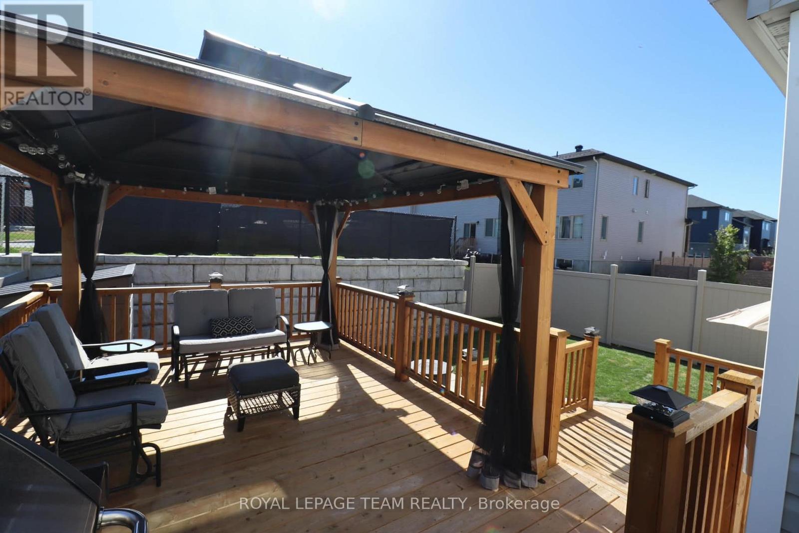 111 Dun Skipper Drive, Ottawa, Ontario  K1X 0G1 - Photo 39 - X12837782