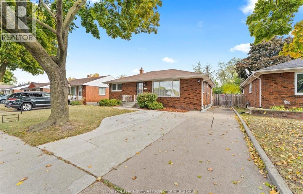 1374 Josephine Unit# Lower, Windsor, Ontario  N9B 2L9 - Photo 2 - 26008456