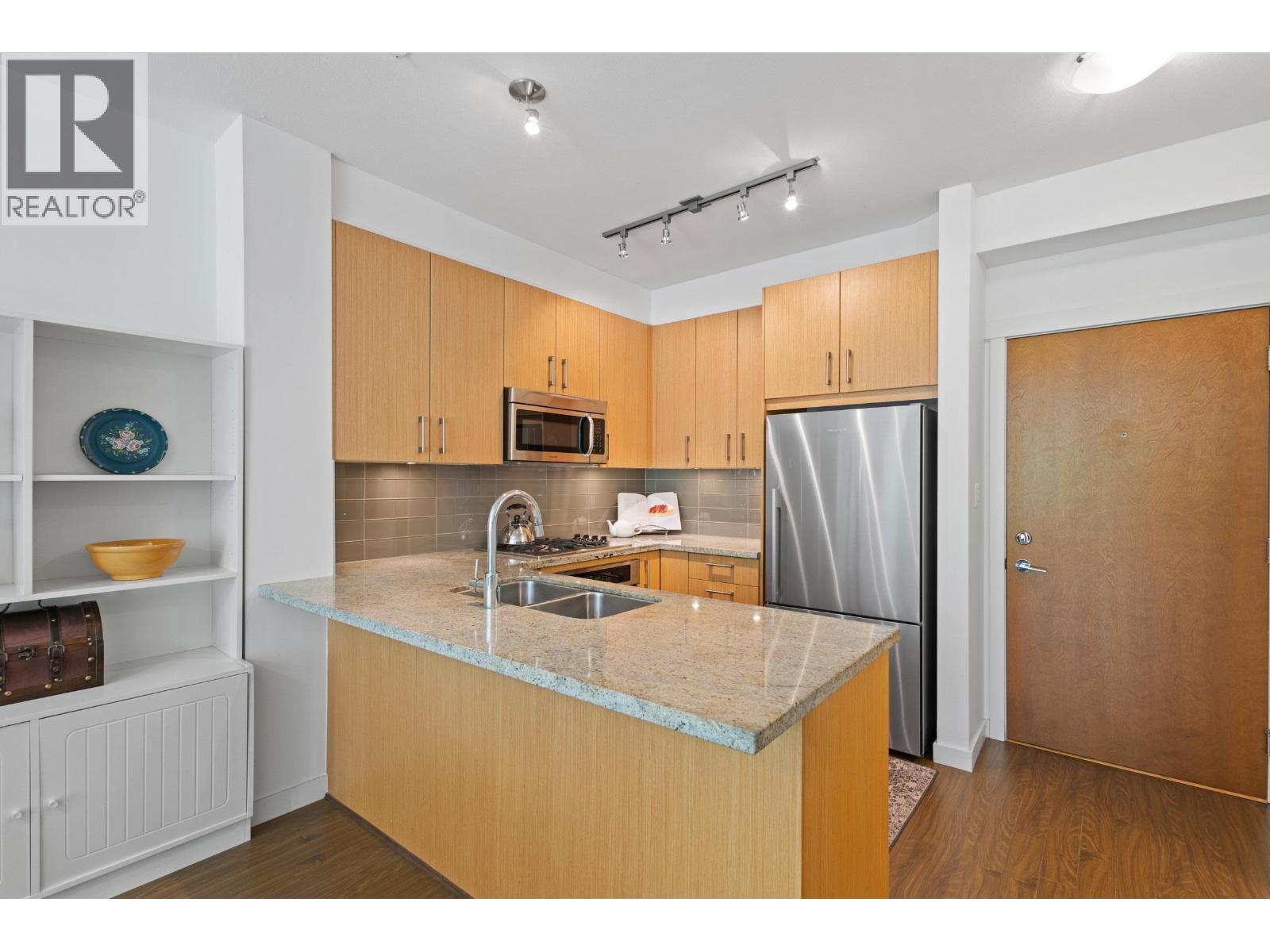 227 119 W 22nd Street, North Vancouver, British Columbia  V7M 0B4 - Photo 6 - R3112757