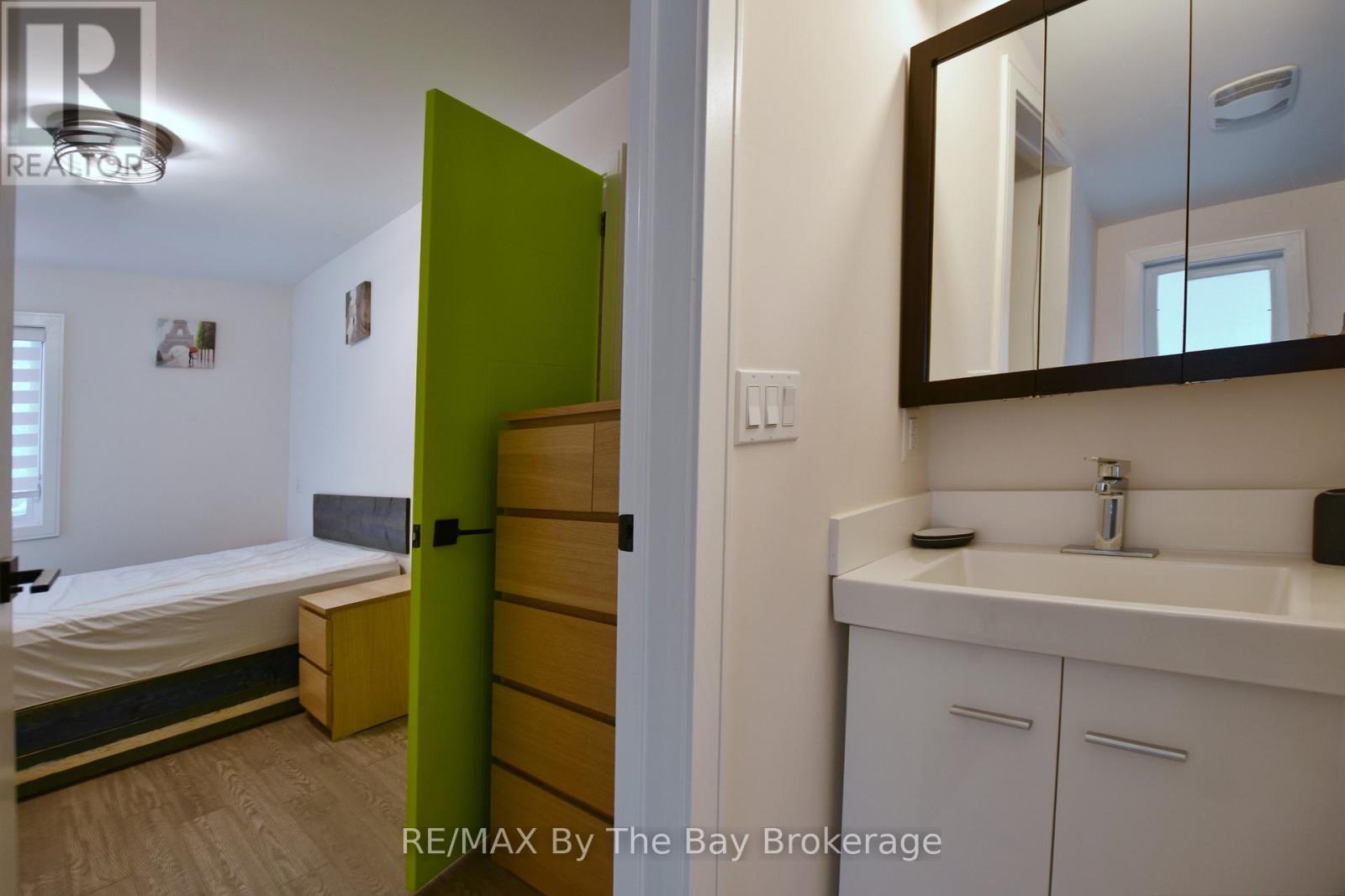 15 61st Street S, Wasaga Beach, Ontario  L9Z 1W1 - Photo 21 - S13013474