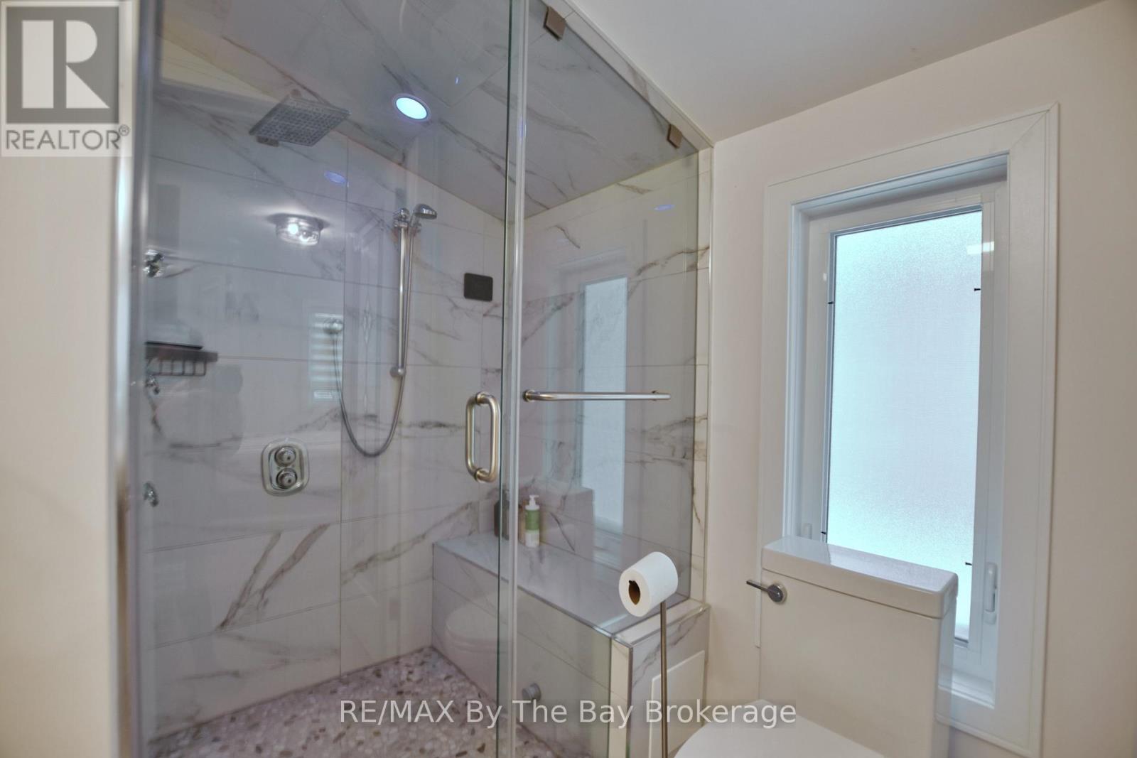 15 61st Street S, Wasaga Beach, Ontario  L9Z 1W1 - Photo 22 - S13013474