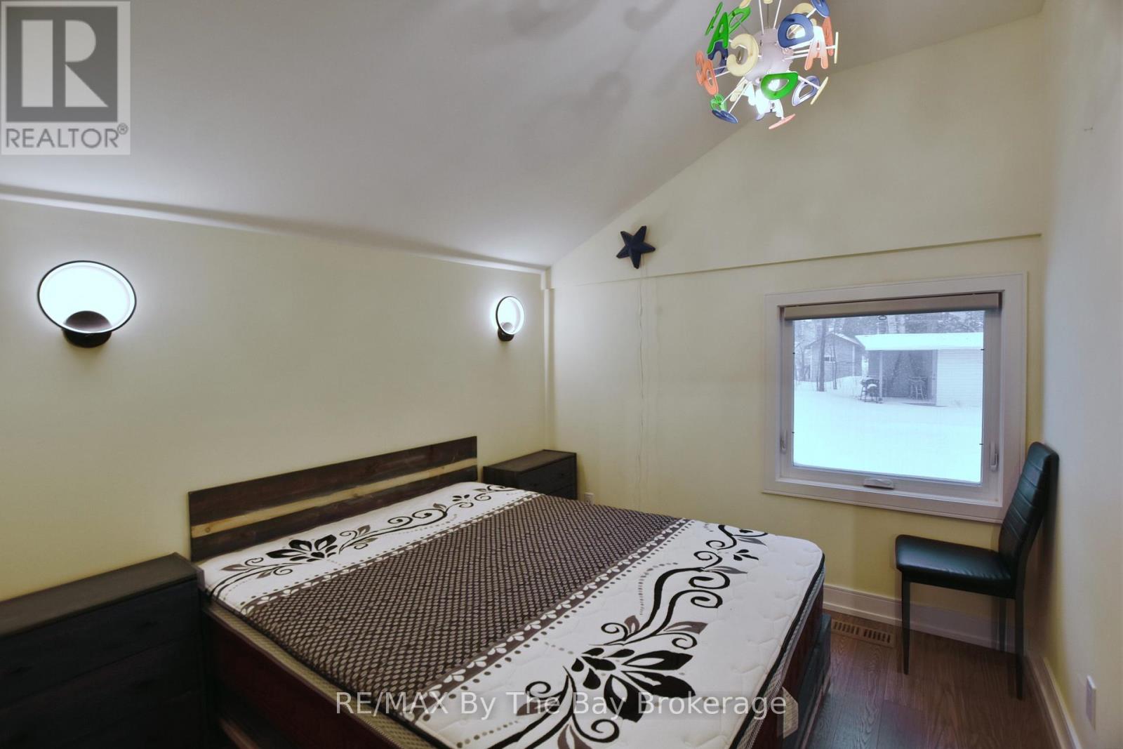 15 61st Street S, Wasaga Beach, Ontario  L9Z 1W1 - Photo 23 - S13013474