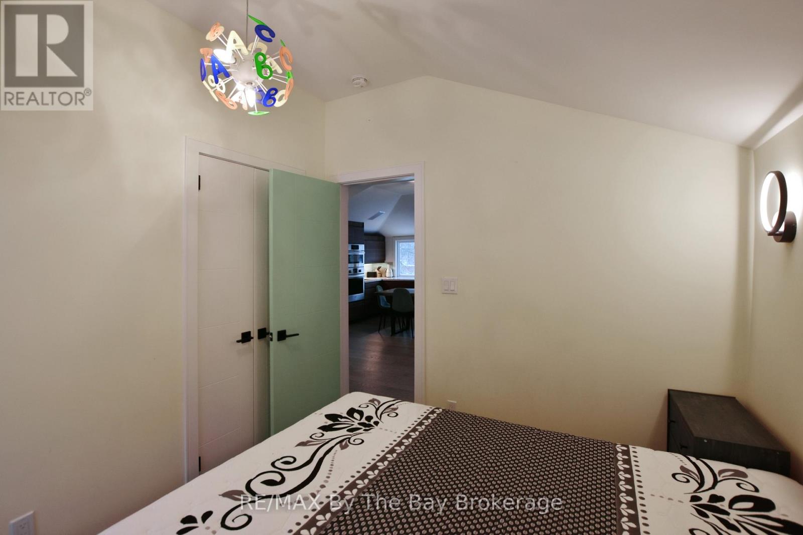 15 61st Street S, Wasaga Beach, Ontario  L9Z 1W1 - Photo 24 - S13013474