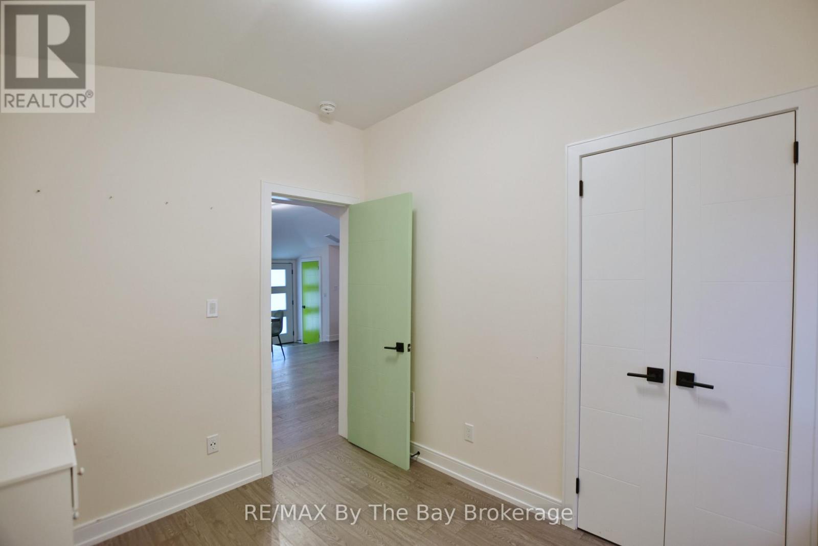 15 61st Street S, Wasaga Beach, Ontario  L9Z 1W1 - Photo 31 - S13013474