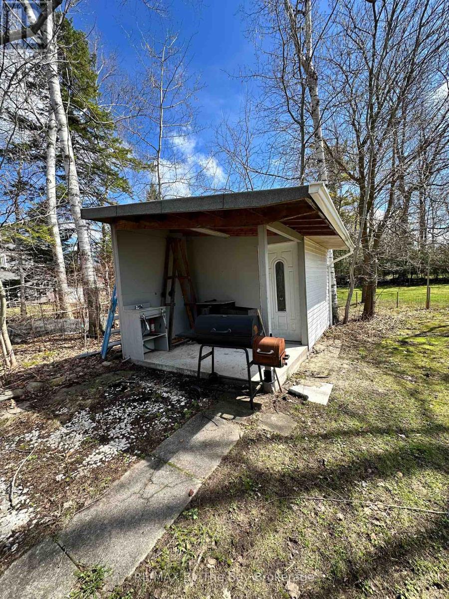 15 61st Street S, Wasaga Beach, Ontario  L9Z 1W1 - Photo 33 - S13013474