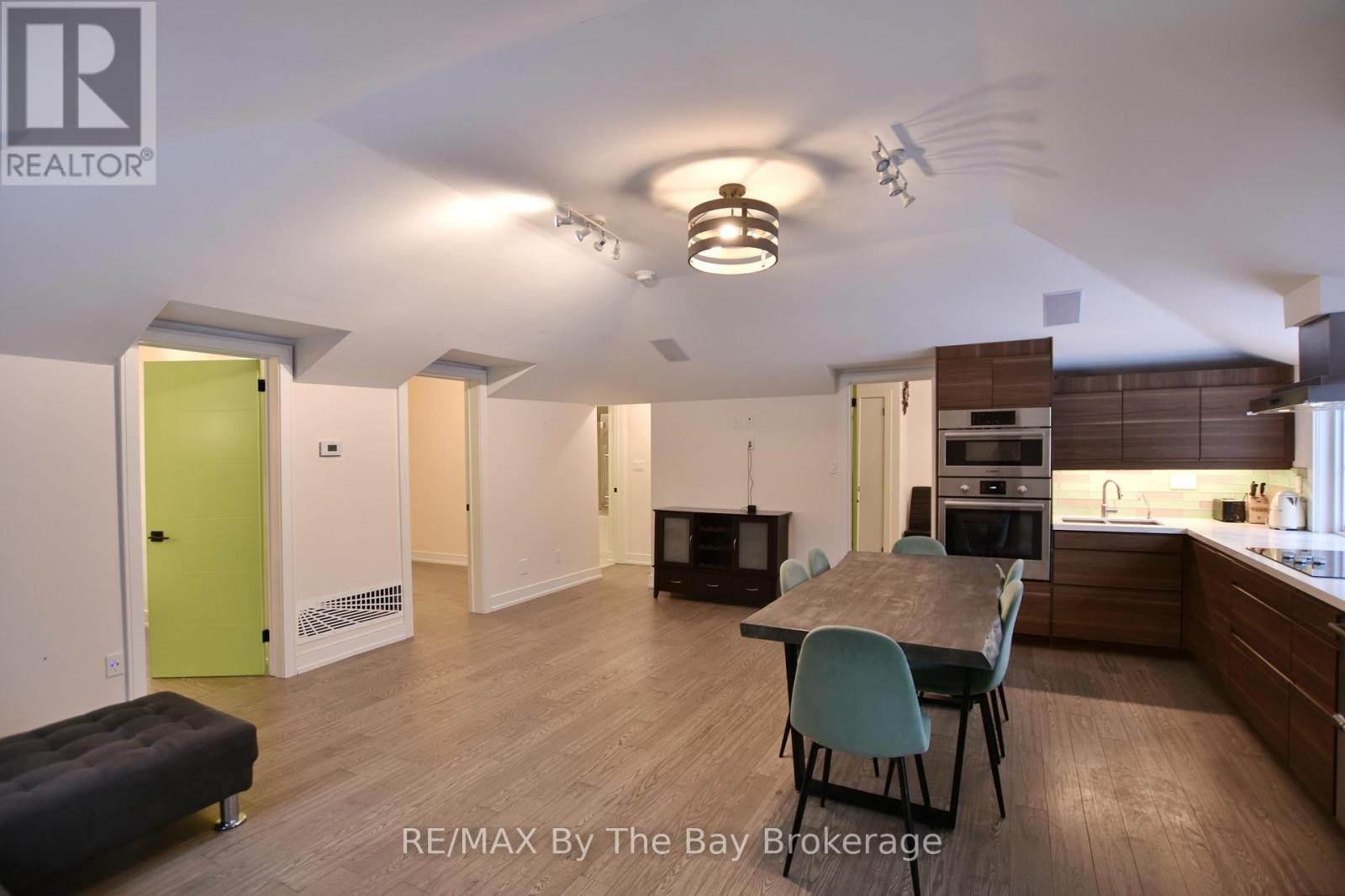 15 61st Street S, Wasaga Beach, Ontario  L9Z 1W1 - Photo 6 - S13013474