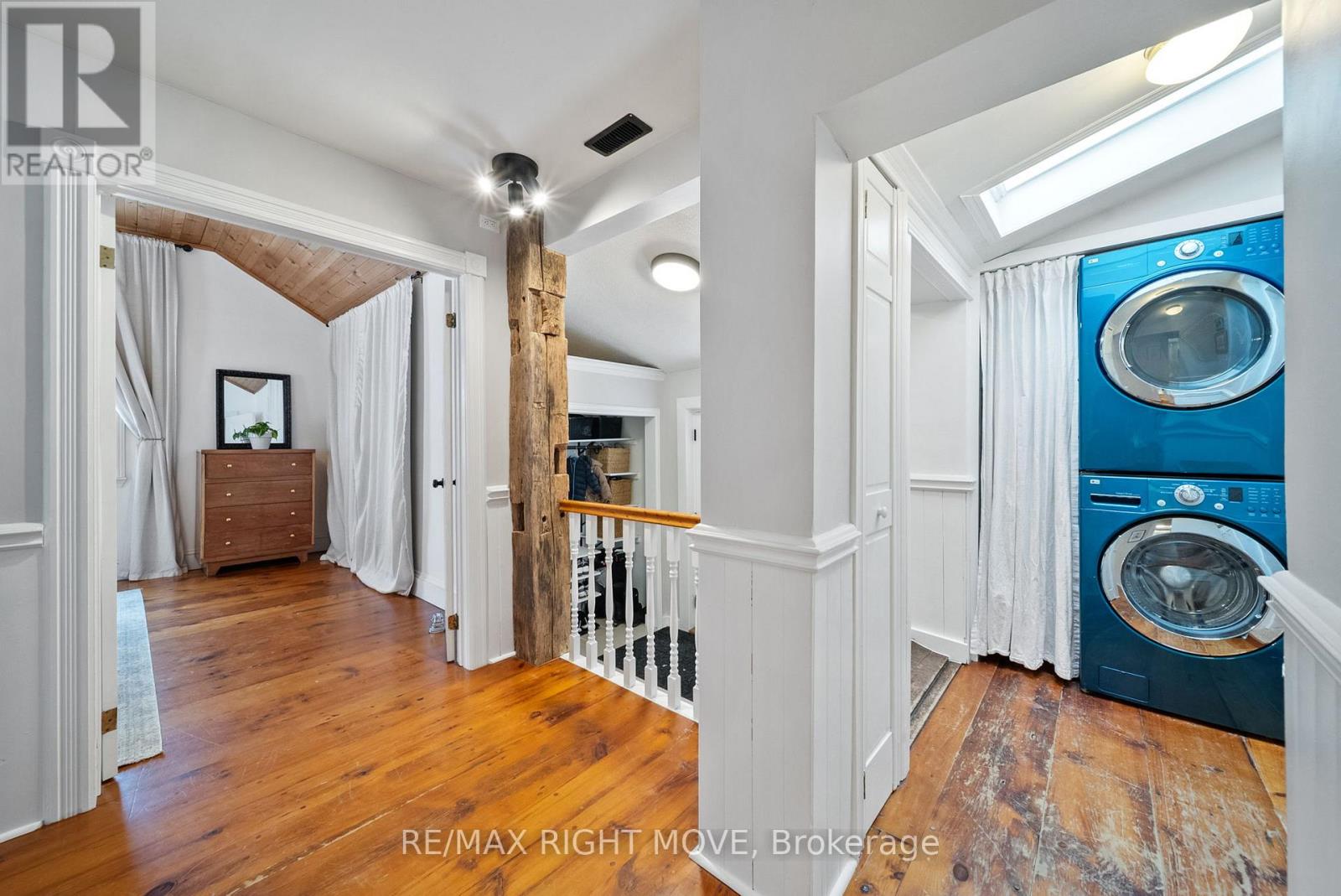 27 Durham St Street, Grey Highlands, Ontario  N0C 1E0 - Photo 3 - X12853302