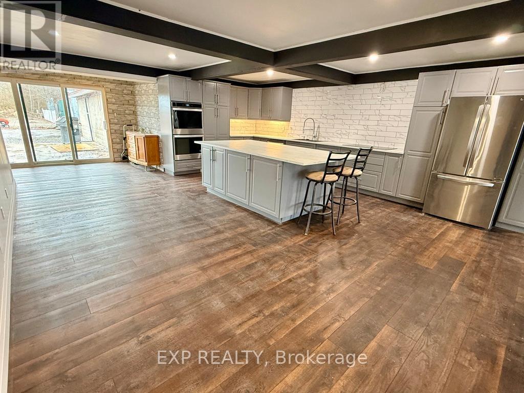 5584 Highway 35 Highway NW, Kawartha Lakes, Ontario  K0M 1N0 - Photo 4 - X13012908