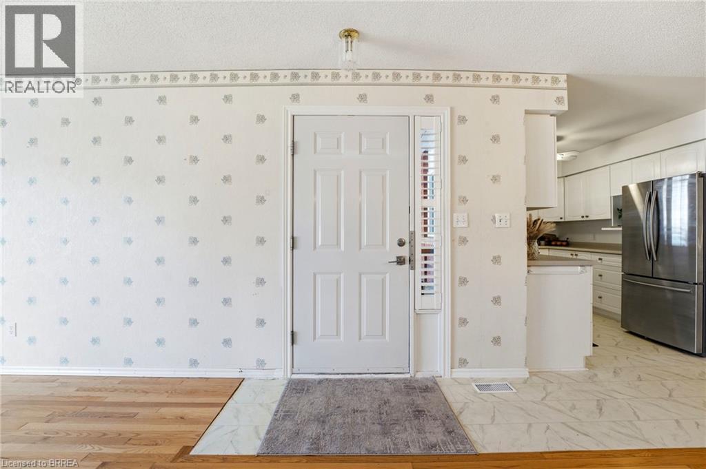 570 West Street Unit# 43, Brantford, Ontario  N3R 7Y7 - Photo 5 - 40814092