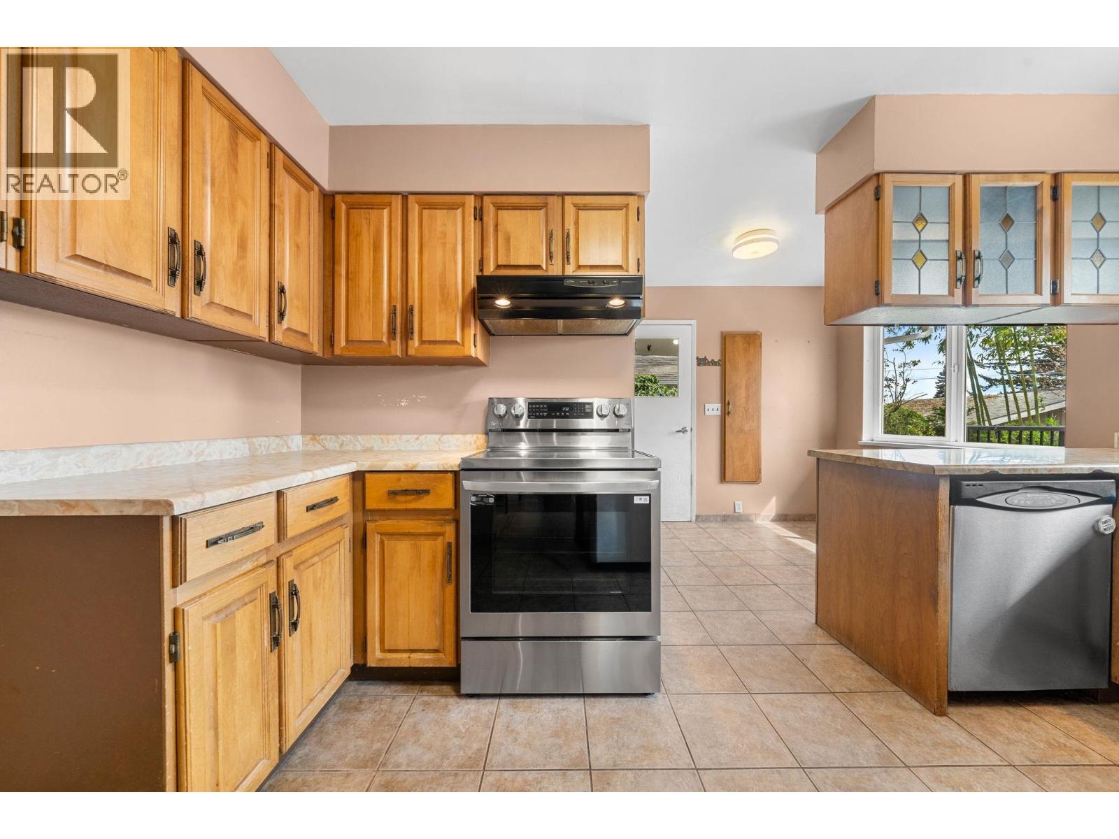 753 E 9th Street, North Vancouver, British Columbia  V7L 2C1 - Photo 17 - R3112746