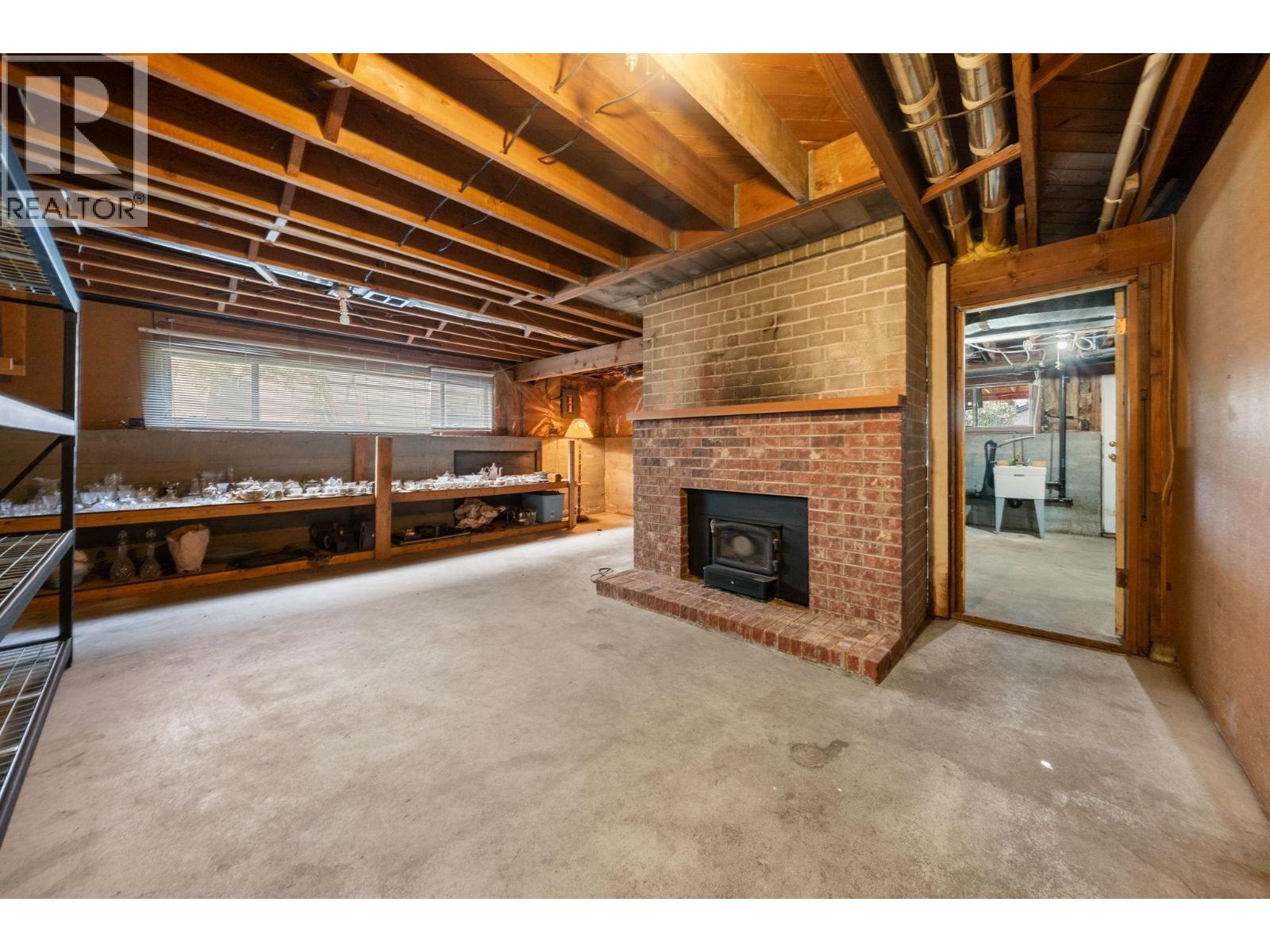 753 E 9th Street, North Vancouver, British Columbia  V7L 2C1 - Photo 34 - R3112746