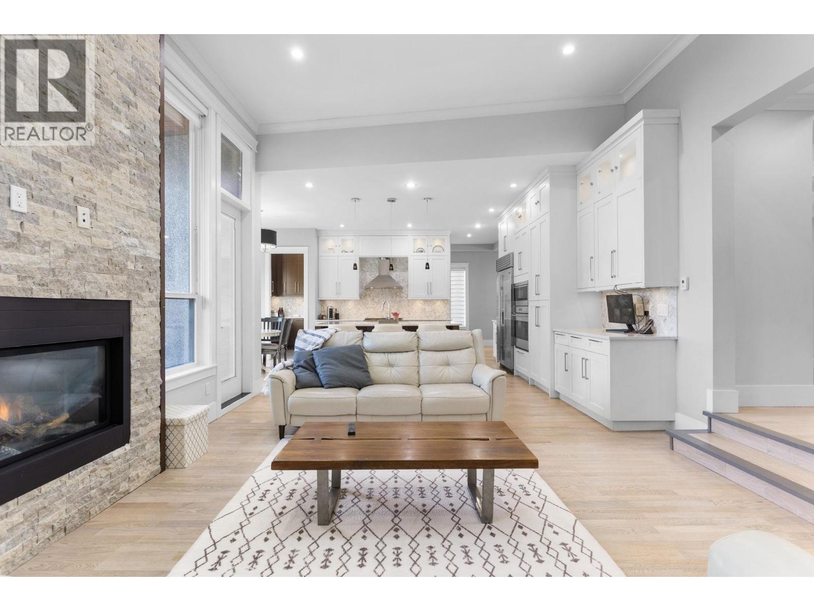 8656 Gilley Avenue, Burnaby, British Columbia V5J 4Y5 - Photo 16 - R3106453