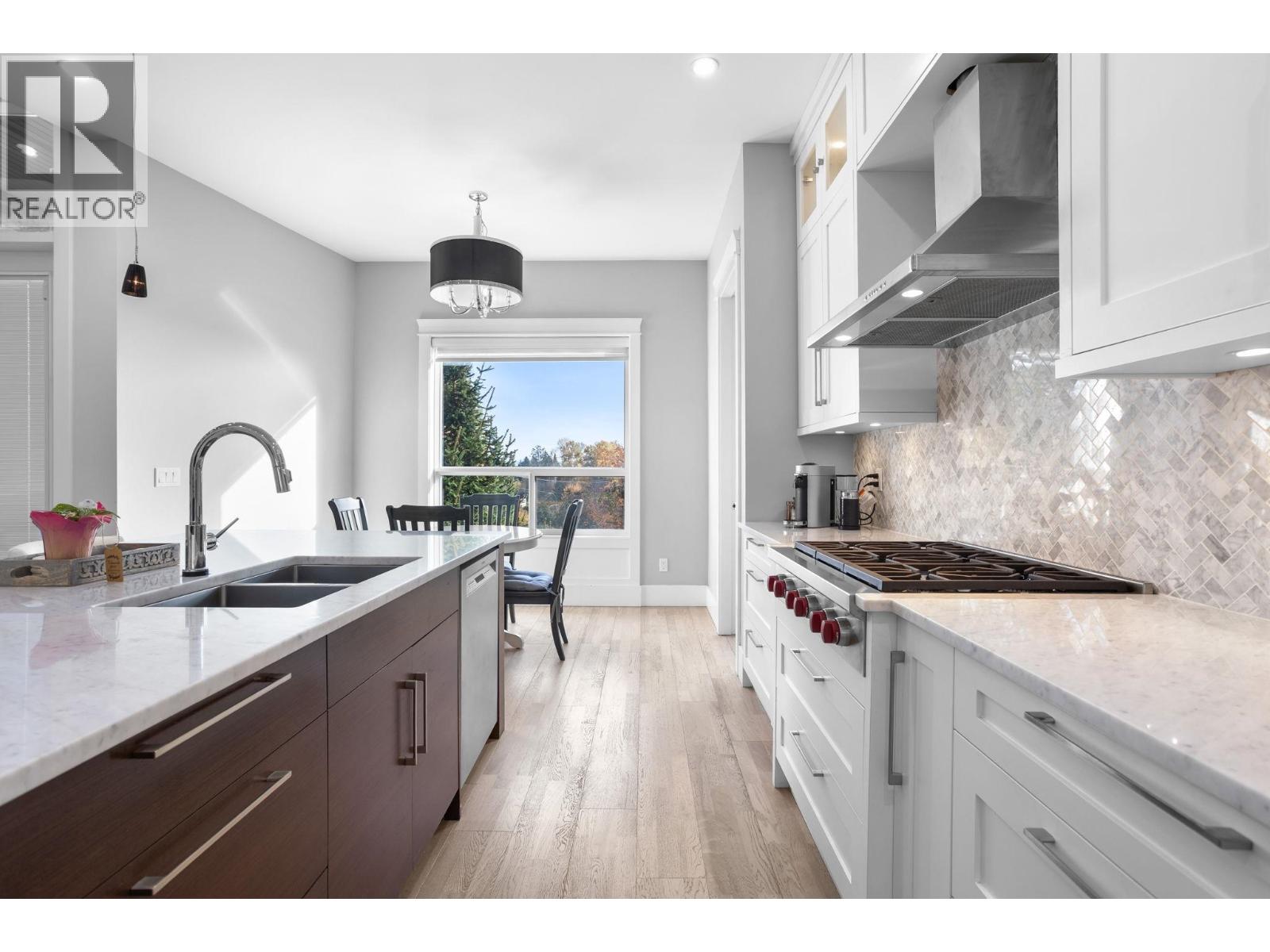 8656 Gilley Avenue, Burnaby, British Columbia V5J 4Y5 - Photo 13 - R3106453