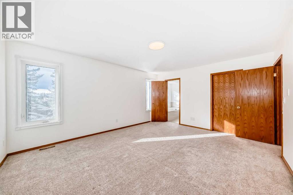 266 Edgepark Way NW, Calgary, Alberta  T3A 4S7 - Photo 32 - A2276555