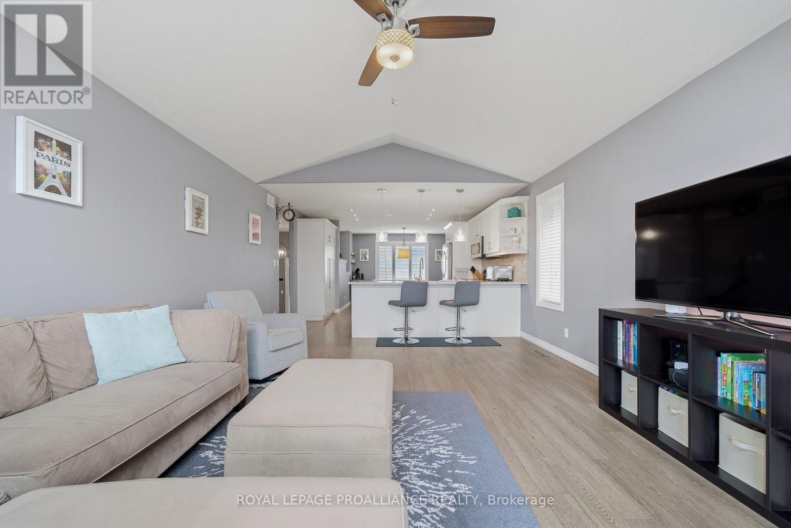 20 Butternut Court, Belleville (Belleville Ward), Ontario  K8P 0C5 - Photo 20 - X13013510