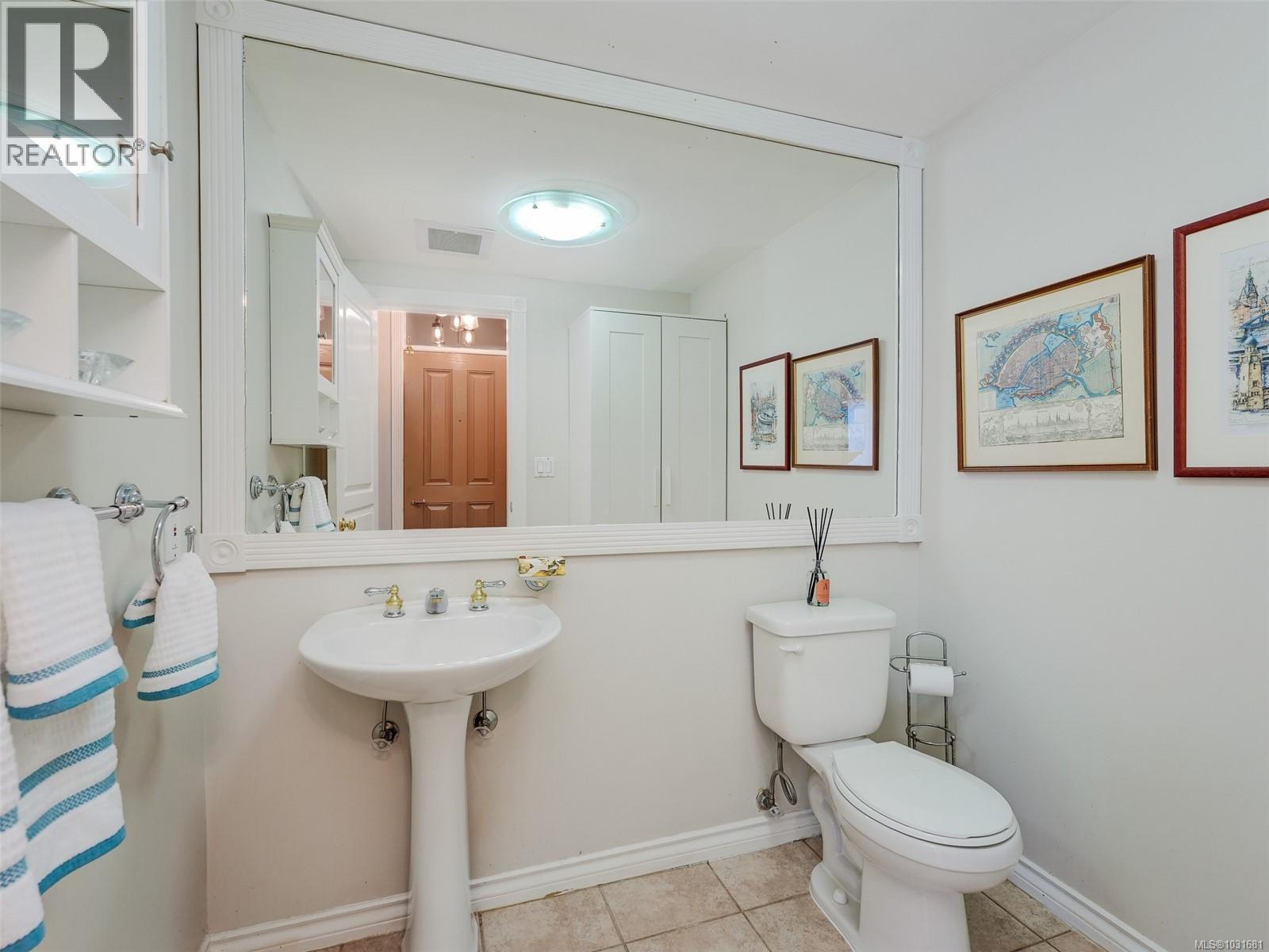 104 75 Songhees Rd, Victoria, British Columbia  V9A 7M5 - Photo 12 - 1031681