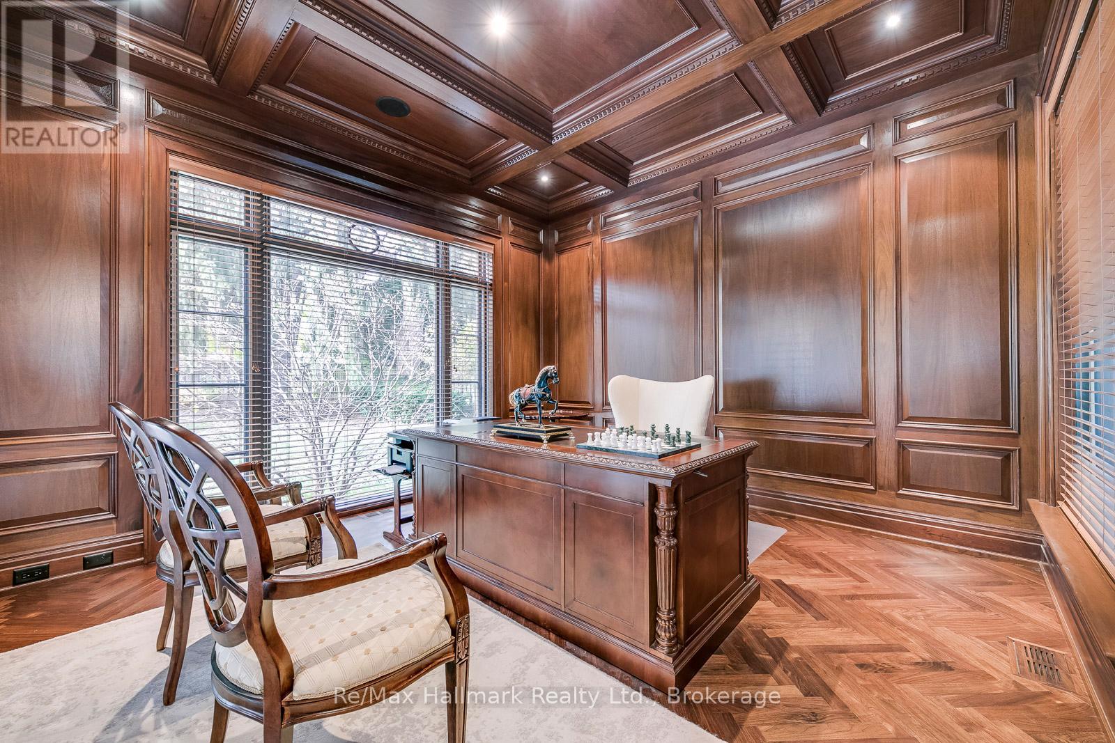 138 Dianne Avenue, Oakville, Ontario  L6J 4G9 - Photo 17 - W12699064