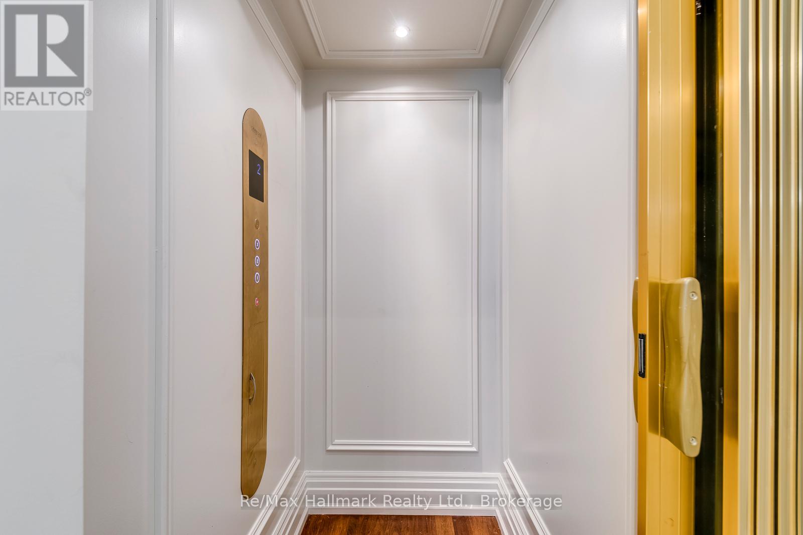 138 Dianne Avenue, Oakville, Ontario  L6J 4G9 - Photo 8 - W12699064