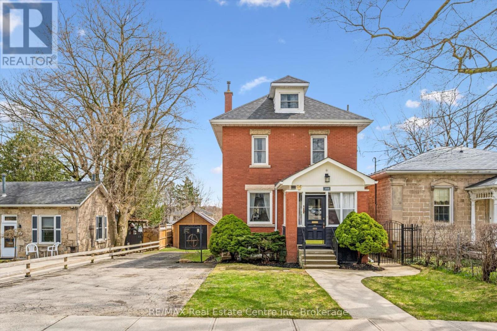 166 WATERLOO AVENUE, Guelph, Ontario