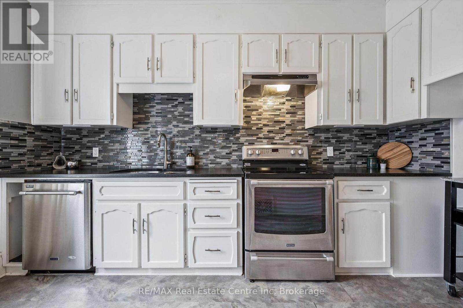 166 Waterloo Avenue, Guelph, Ontario  N1H 3J1 - Photo 8 - X13013468