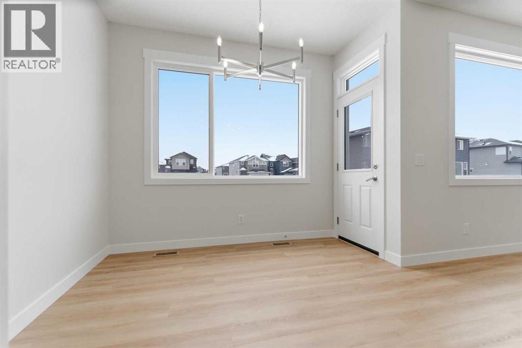 358 Corner Glen Way Ne, Calgary, Alberta  T3N 2P1 - Photo 13 - A2299832