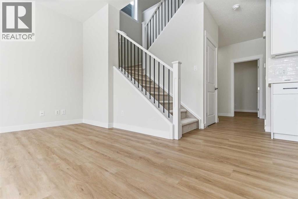 358 Corner Glen Way Ne, Calgary, Alberta  T3N 2P1 - Photo 9 - A2299832