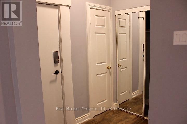 2 - 590 Main Street E, Hamilton, Ontario  L8M 1J6 - Photo 5 - X12950392