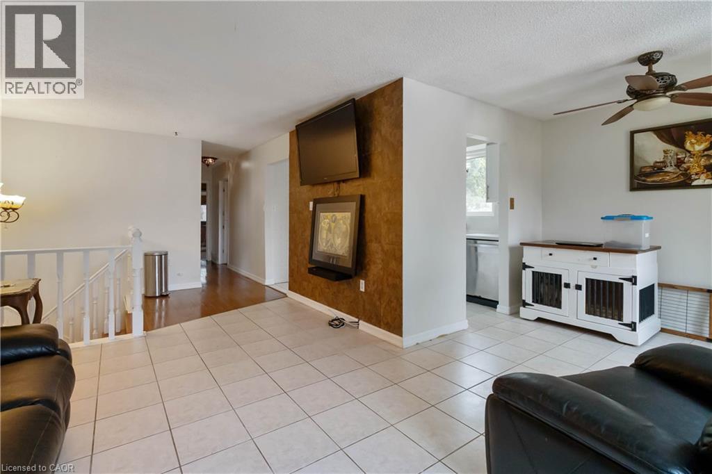 6 Equestrian Court, Brantford, Ontario  N3P 1H1 - Photo 8 - 40821369