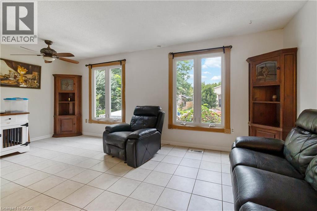 6 Equestrian Court, Brantford, Ontario  N3P 1H1 - Photo 7 - 40821369