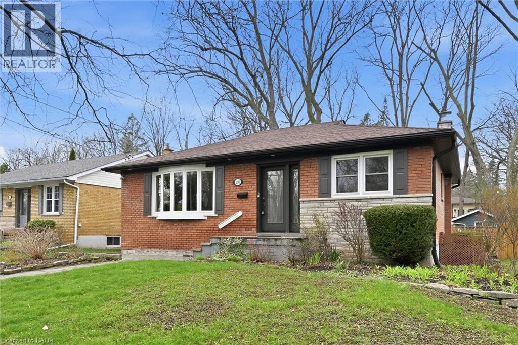 2191 Mount Royal Avenue, Burlington, Ontario  L7P 1R7 - Photo 2 - 40821805