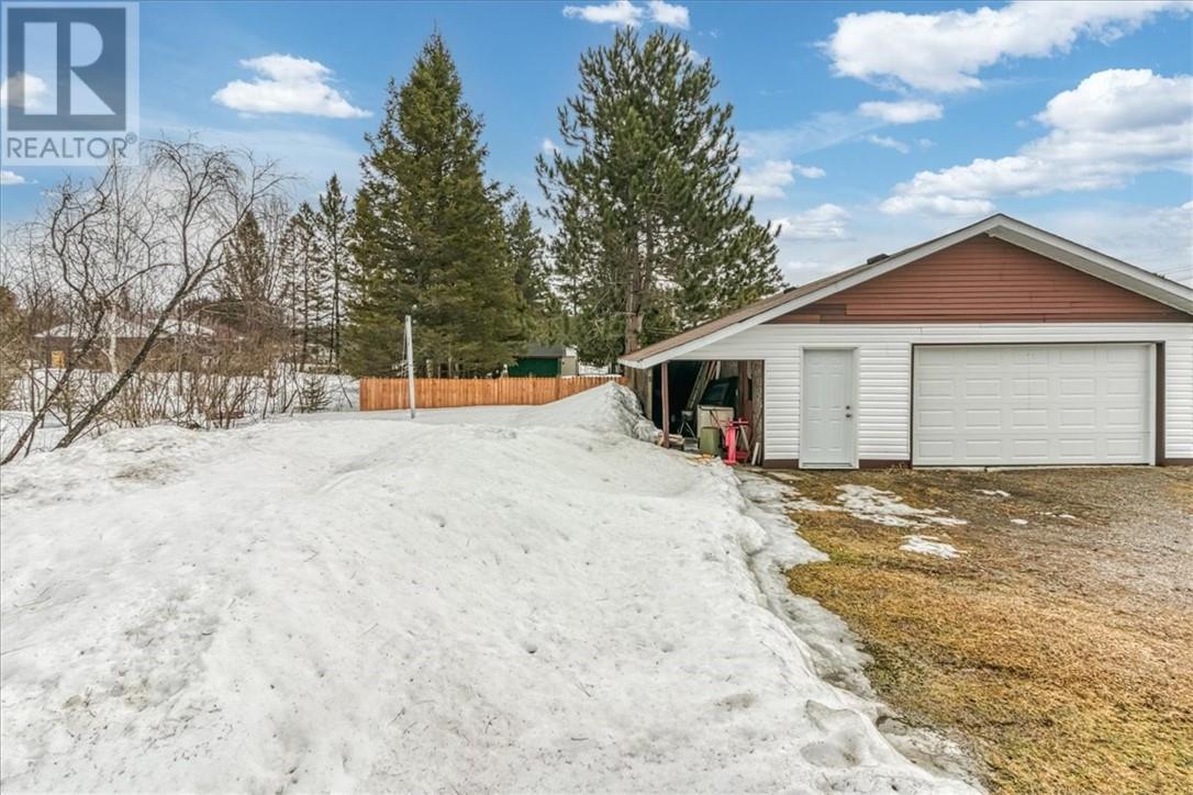 29 Arlington Drive E, Dowling, Ontario  P0M 1R0 - Photo 5 - 2127189