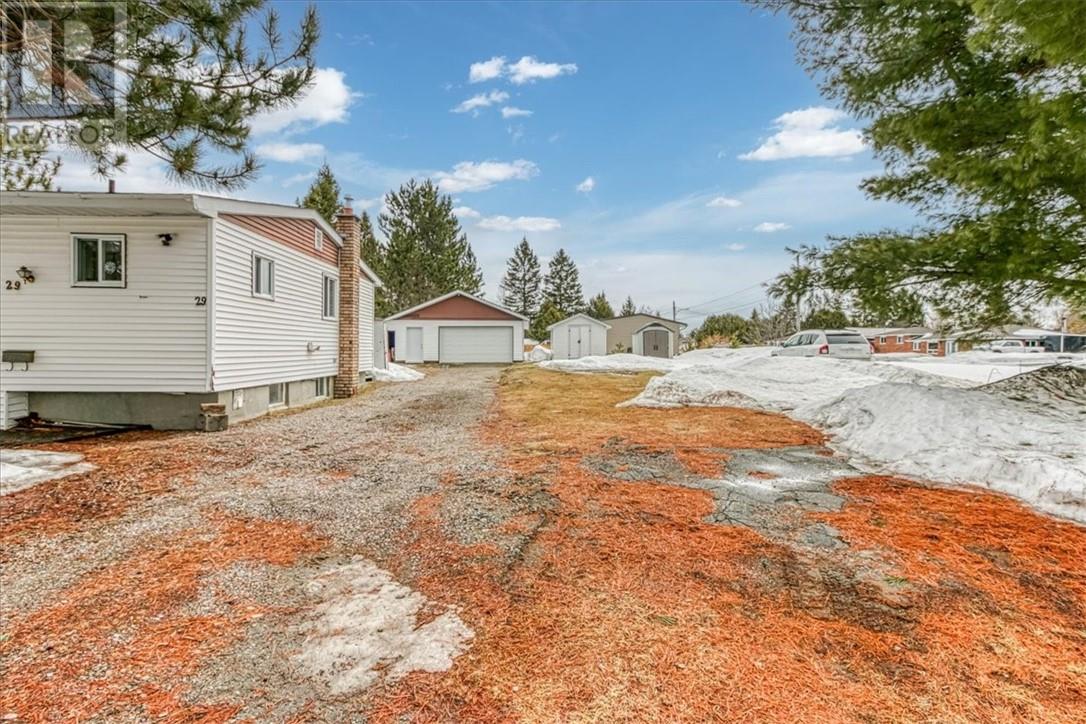 29 Arlington Drive E, Dowling, Ontario  P0M 1R0 - Photo 6 - 2127189