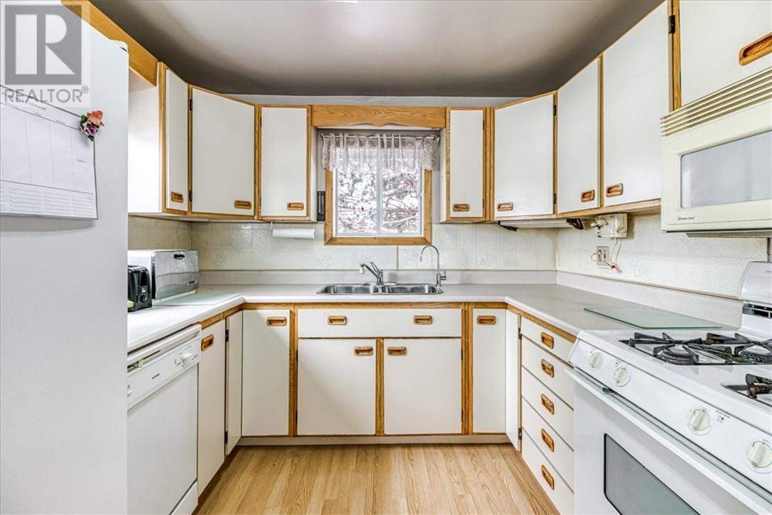 29 Arlington Drive E, Dowling, Ontario  P0M 1R0 - Photo 9 - 2127189