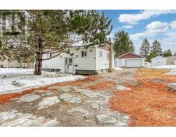 29 Arlington Drive E, Dowling, Ontario