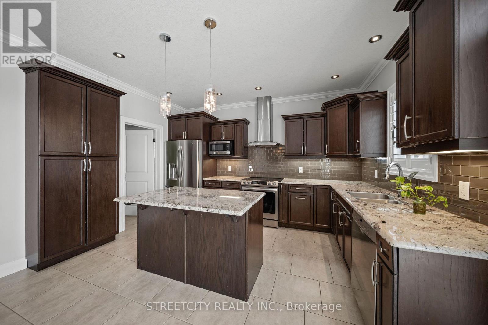 6540 Upper Canada Cross, London South, Ontario  N6P 0B9 - Photo 11 - X13013434