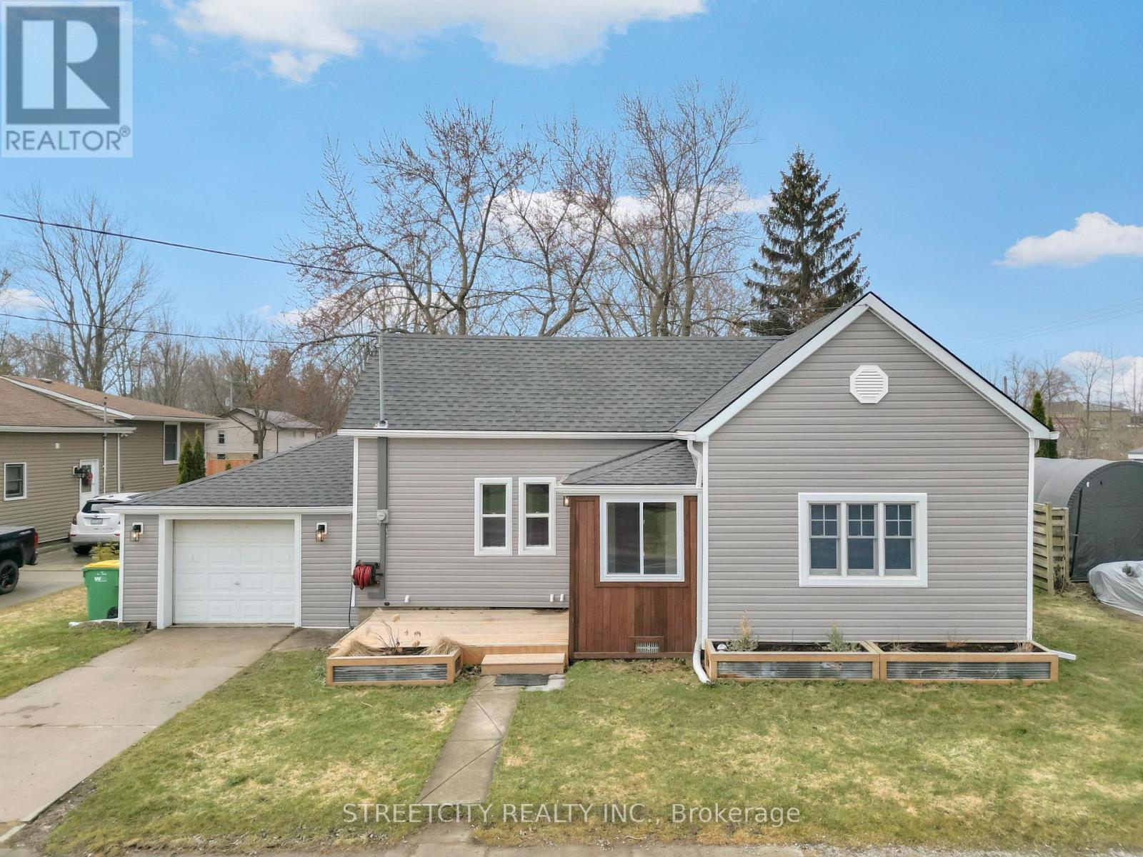 190 King Street, Southwest Middlesex, Ontario  N0L 1M0 - Photo 41 - X13013472