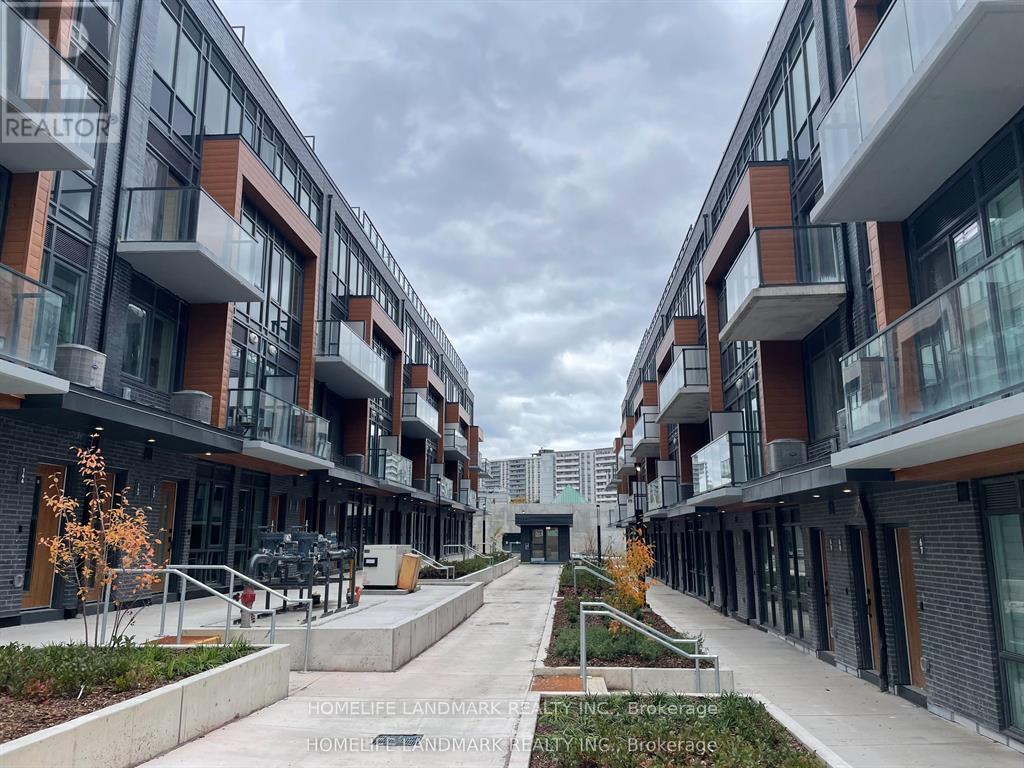 69 - 71 Curlew Drive, Toronto, Ontario  M3A 0B2 - Photo 2 - C13013430